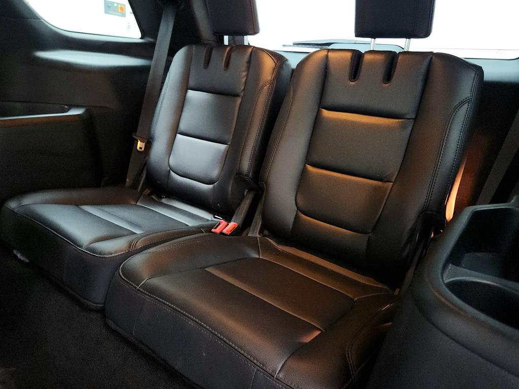 2018 Ford Explorer - $10,950