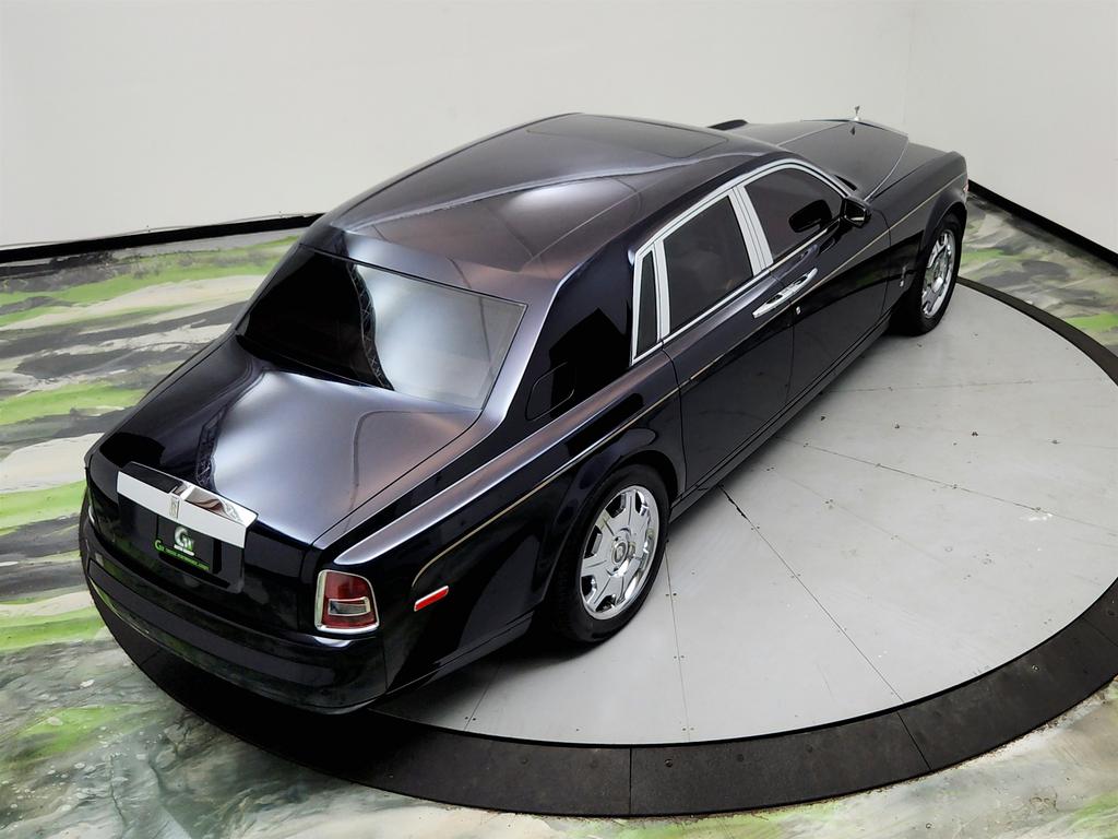 2006 Rolls-Royce Phantom - $69,995