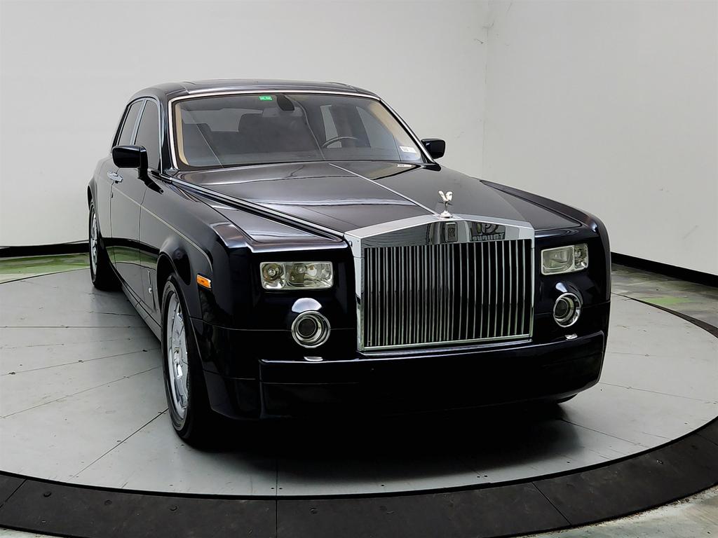 2006 Rolls-Royce Phantom - $69,995
