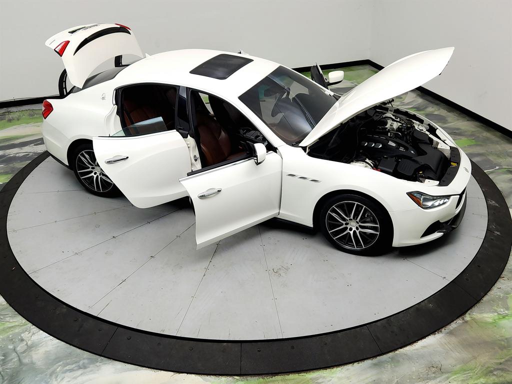 2016 Maserati Ghibli - $11,595