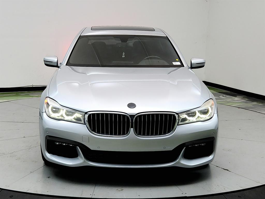 2016 BMW 750i - $17,995