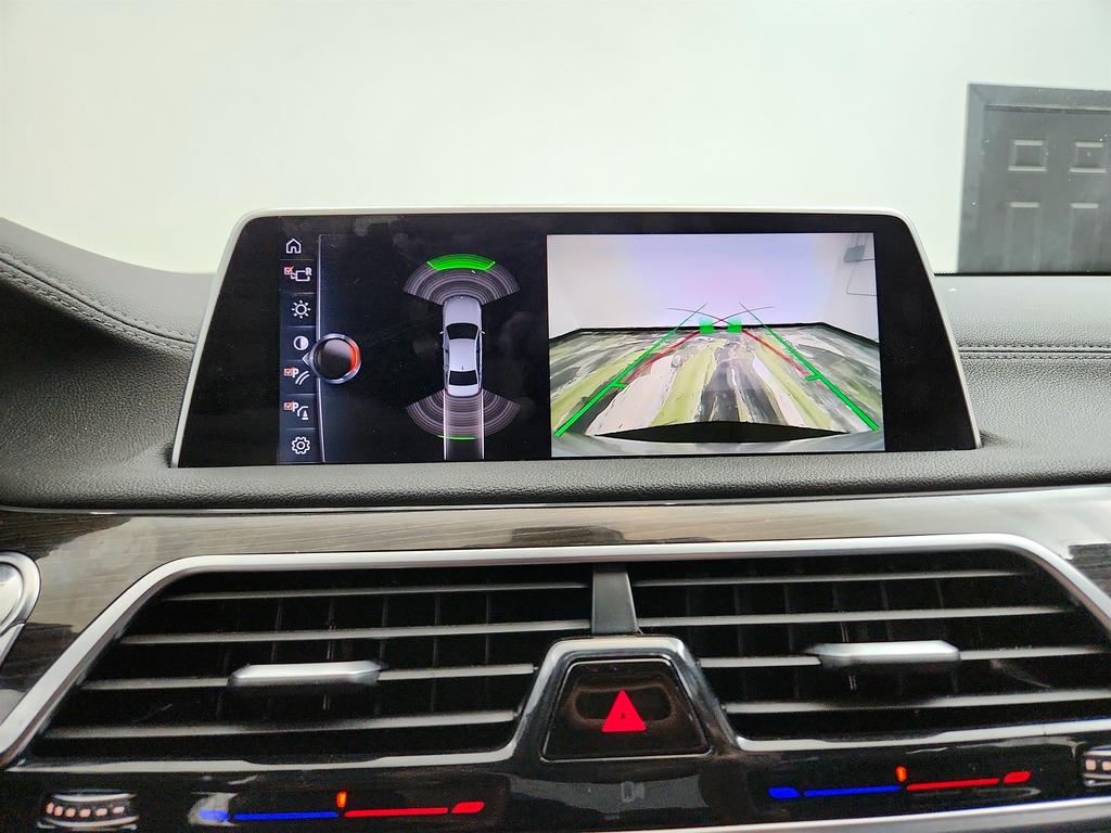 2016 BMW 750i - $17,995