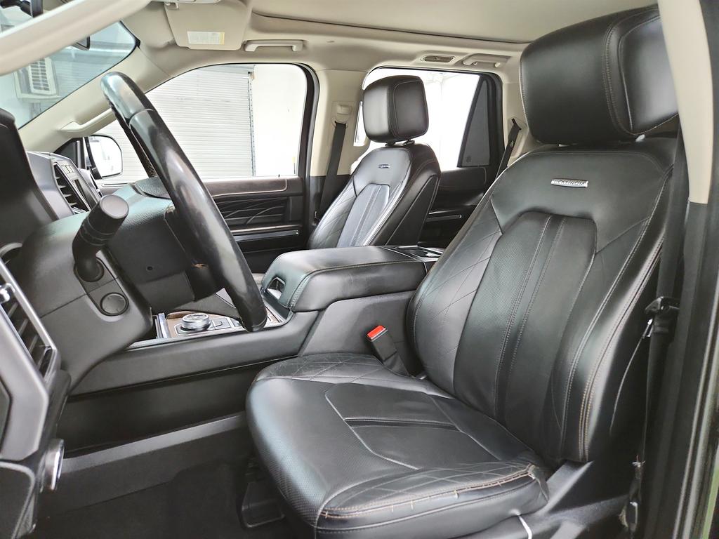2019 Ford Expedition - $24,850