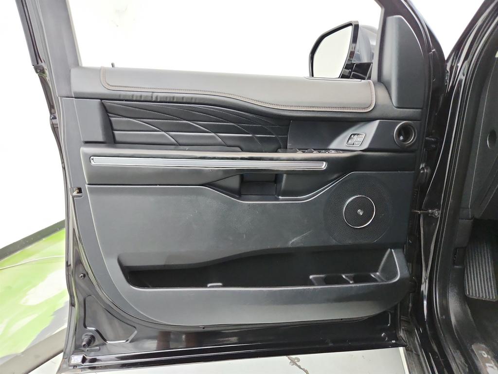 2019 Ford Expedition - $24,850