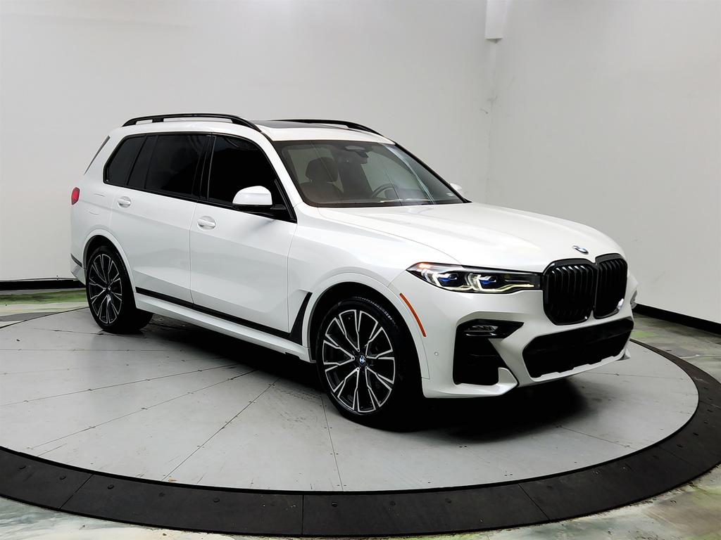2022 BMW X7