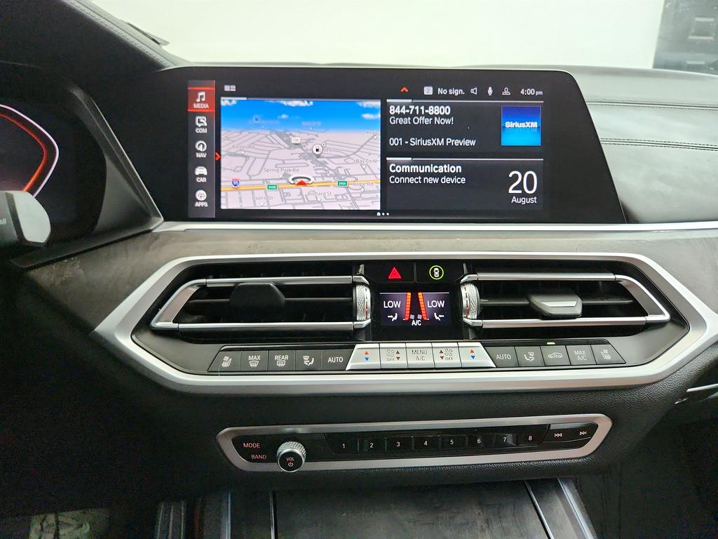 2022 BMW X7