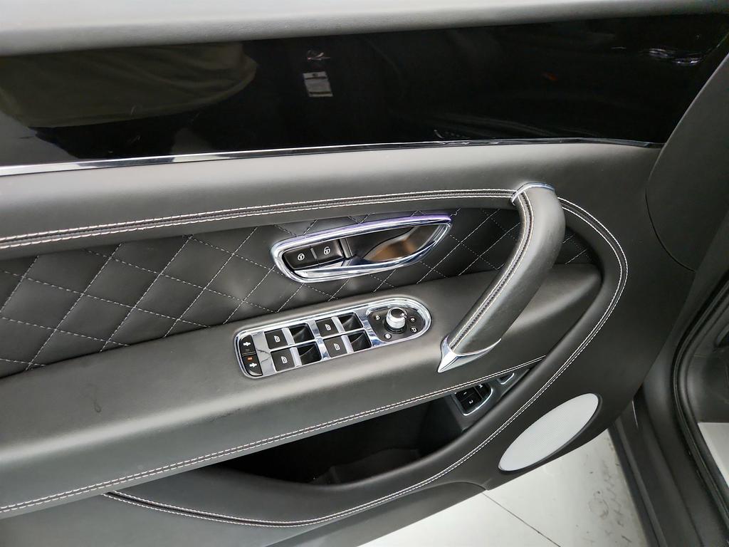 2018 Bentley Bentayga - $59,950