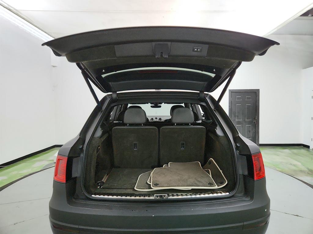 2018 Bentley Bentayga - $59,950
