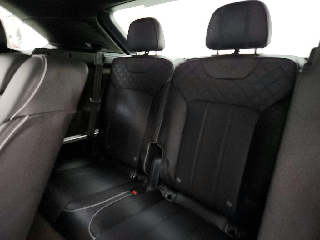 2018 Bentley Bentayga - $59,950