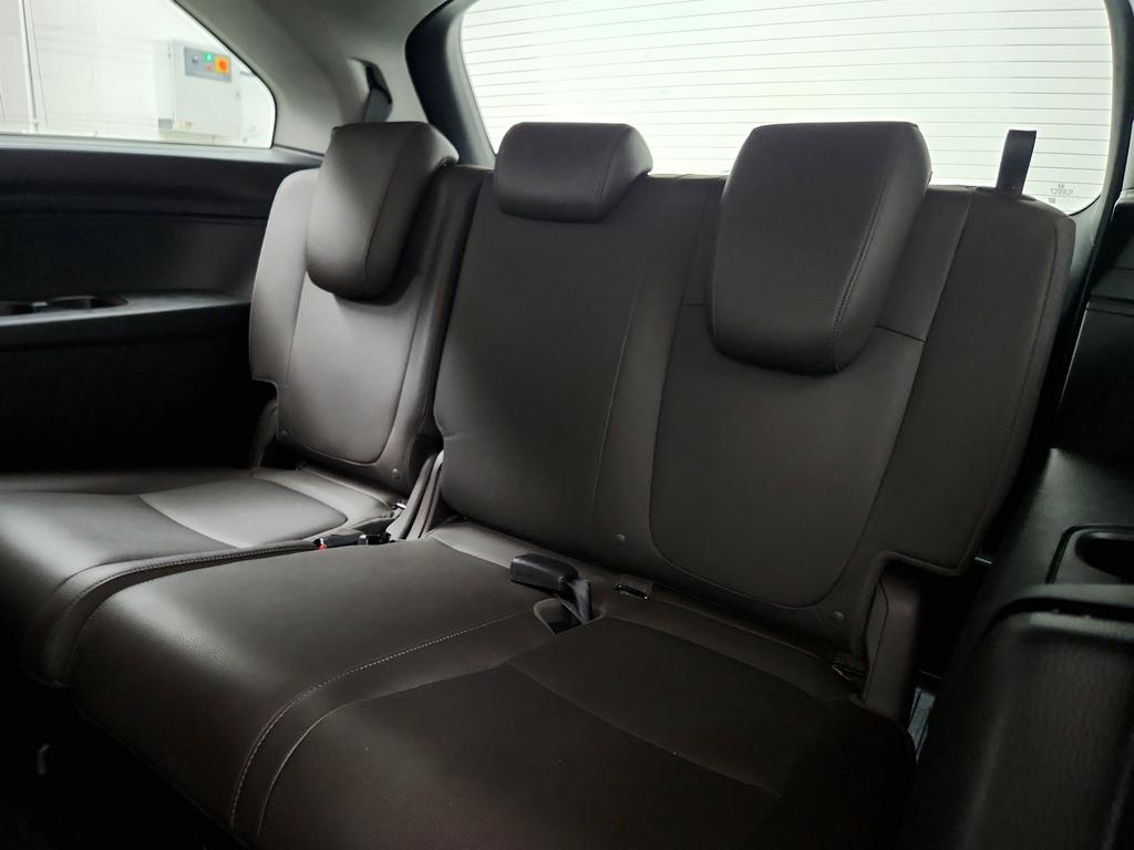 2018 Honda Odyssey - $16,795
