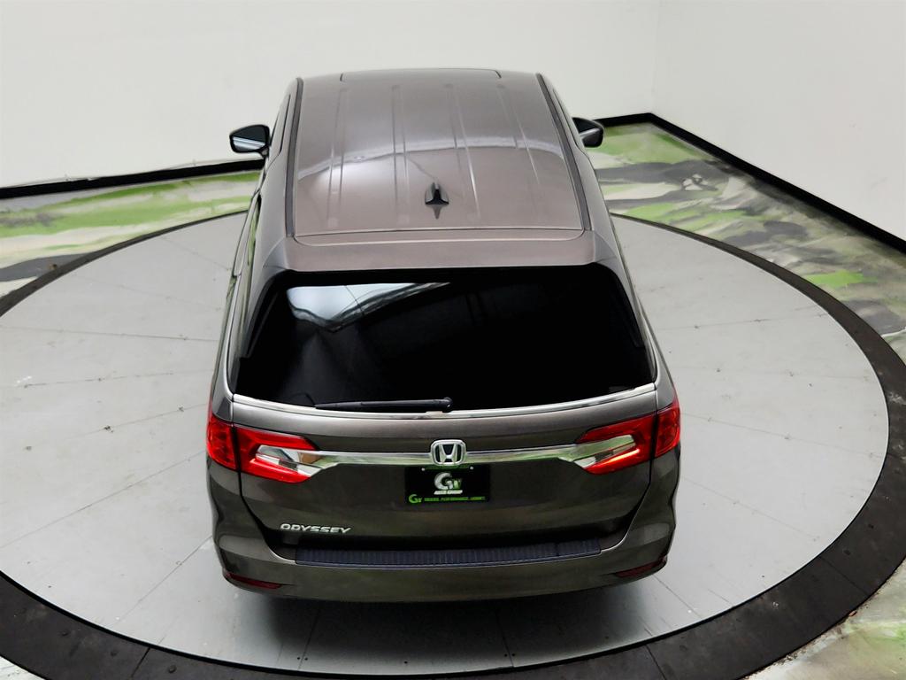 2018 Honda Odyssey - $16,795