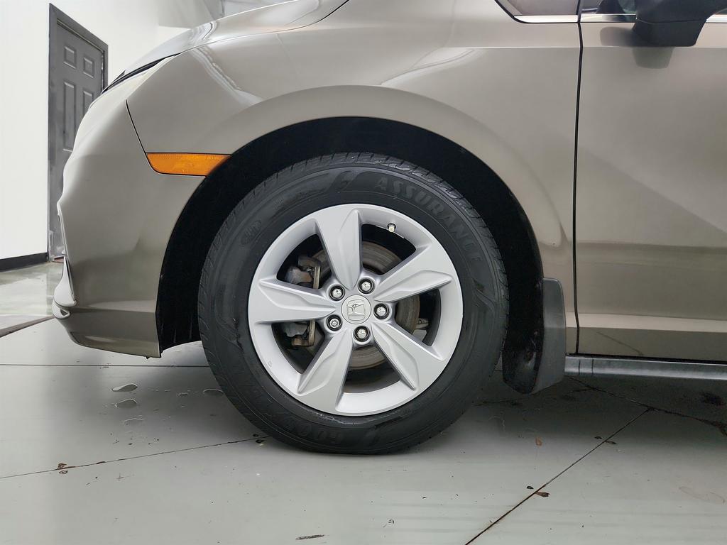 2018 Honda Odyssey - $16,795