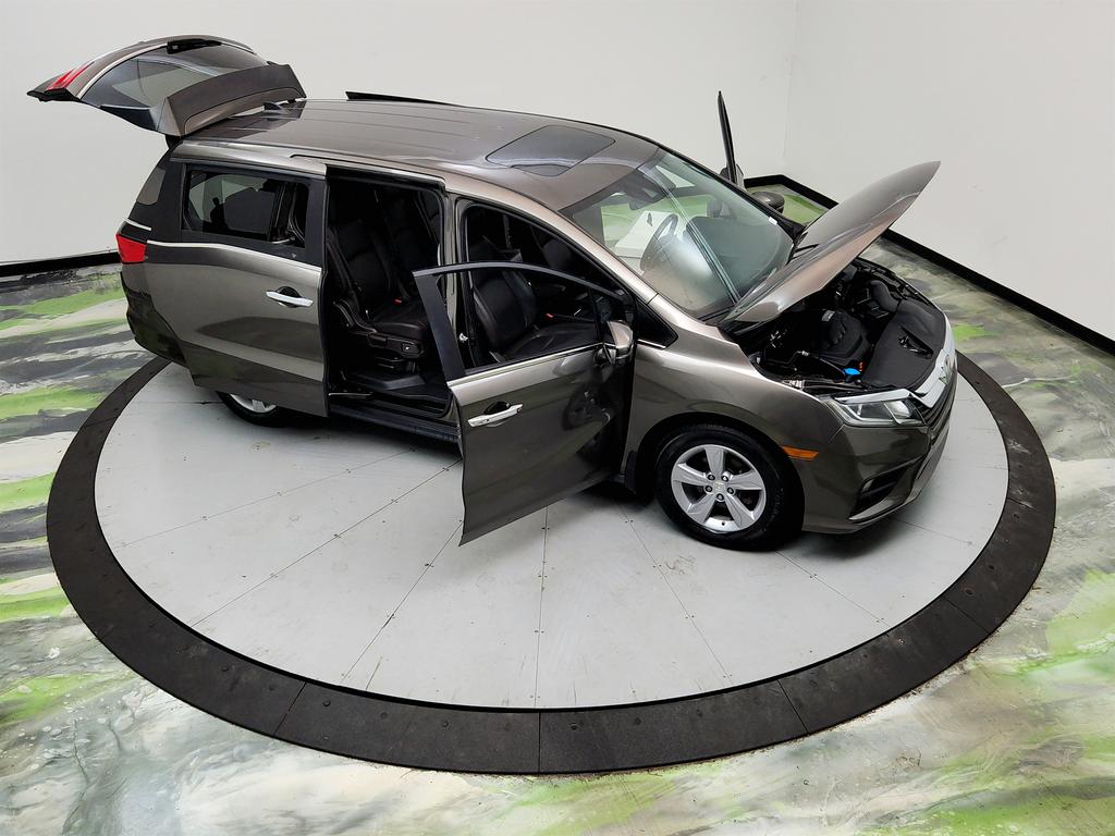 2018 Honda Odyssey - $16,795