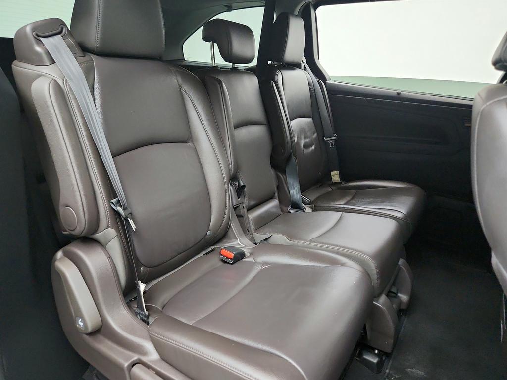 2018 Honda Odyssey - $16,795