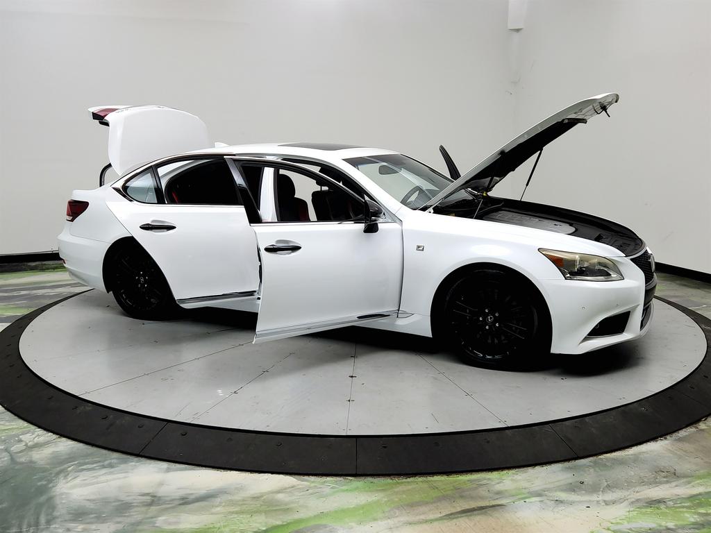2015 Lexus LS - $20,895