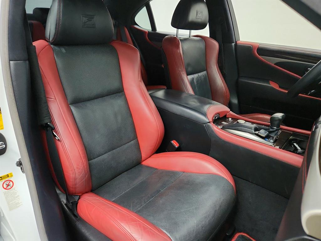 2015 Lexus LS - $20,895