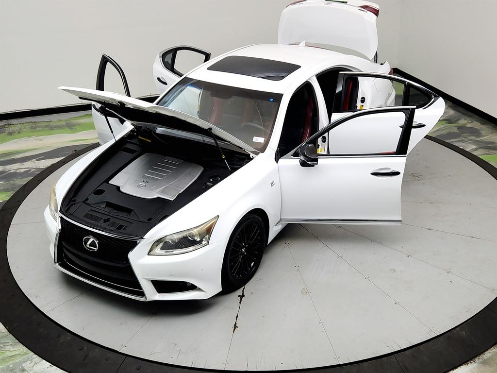 2015 Lexus LS - $20,895
