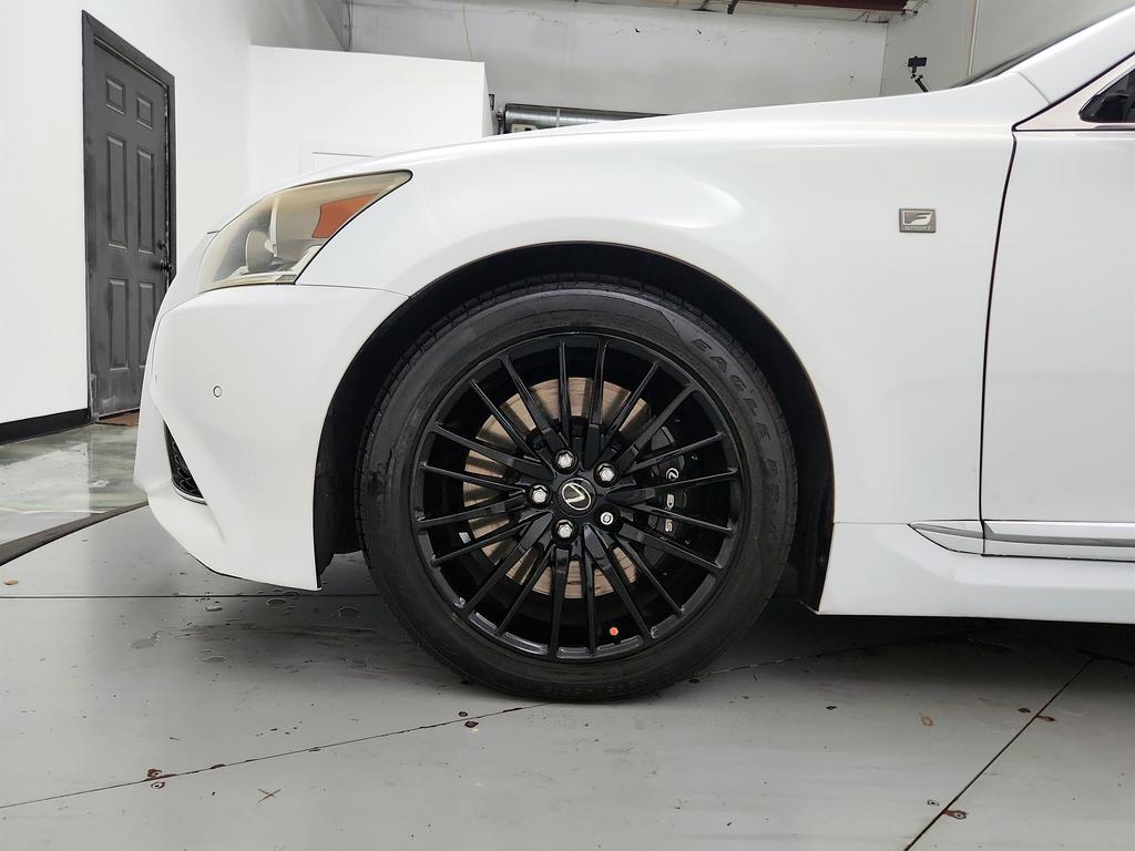 2015 Lexus LS - $20,895