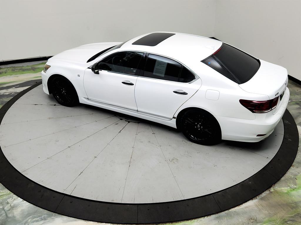 2015 Lexus LS - $20,895