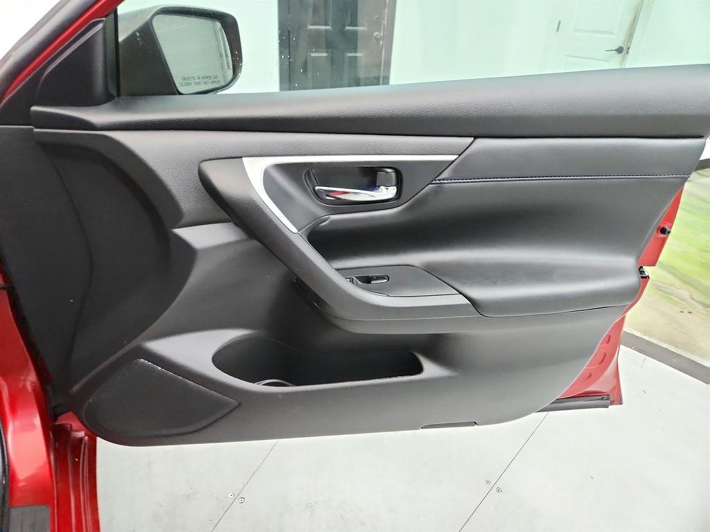 2017 Nissan Altima - $5,795