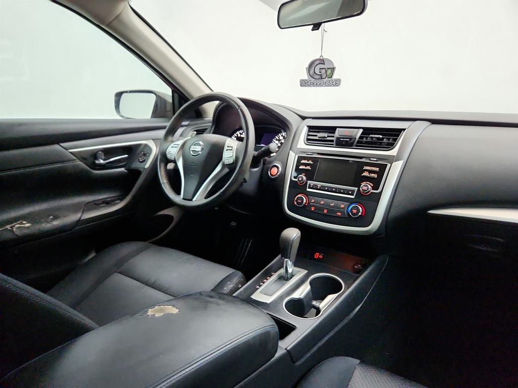 2017 Nissan Altima - $5,795
