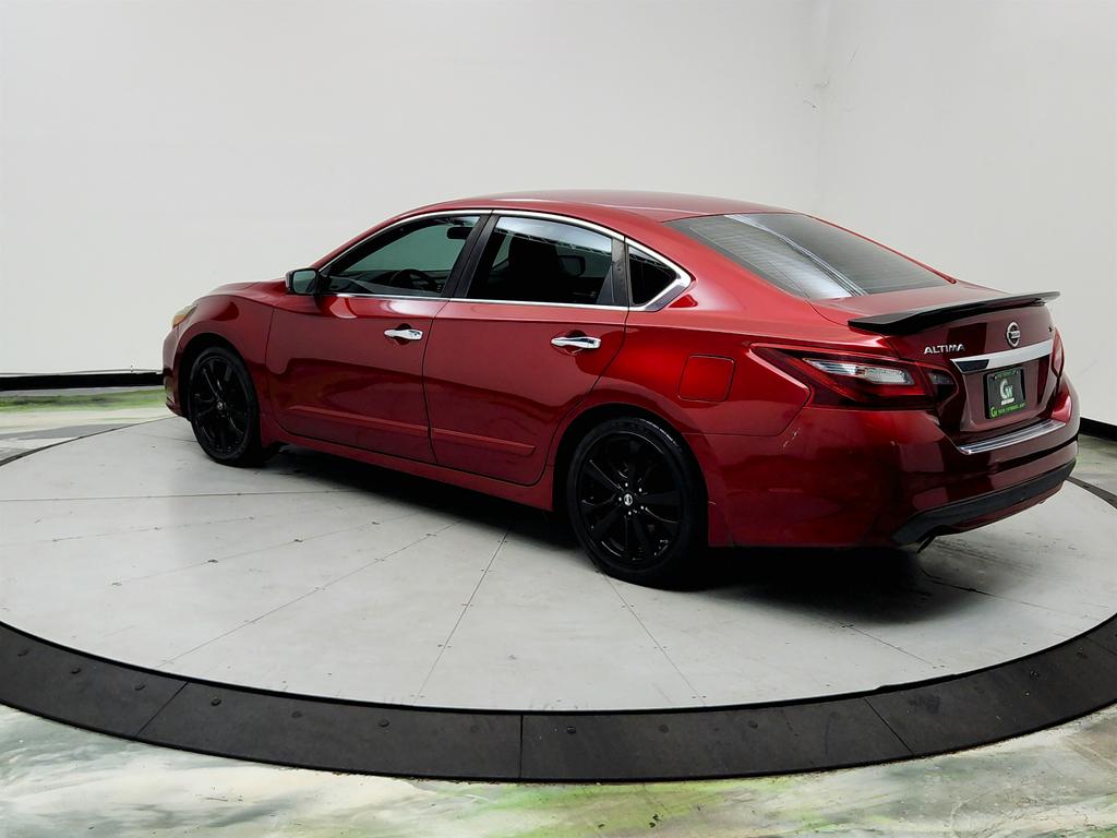 2017 Nissan Altima - $5,795