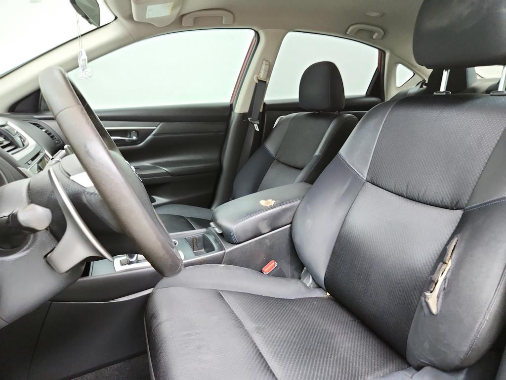 2017 Nissan Altima - $5,795