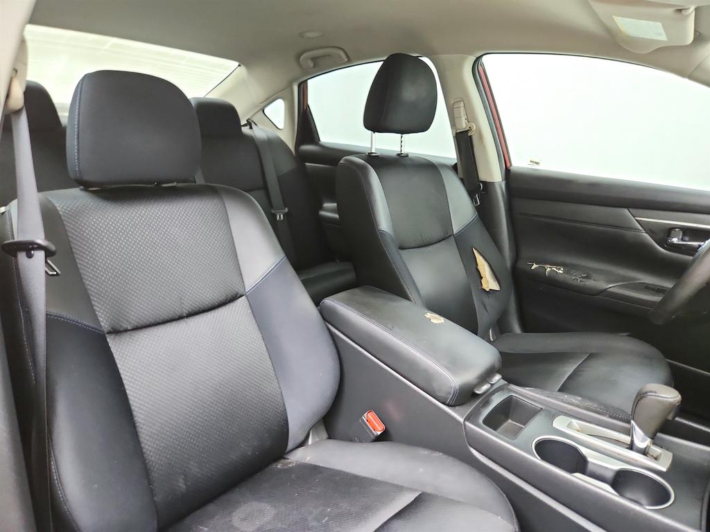 2017 Nissan Altima - $5,795
