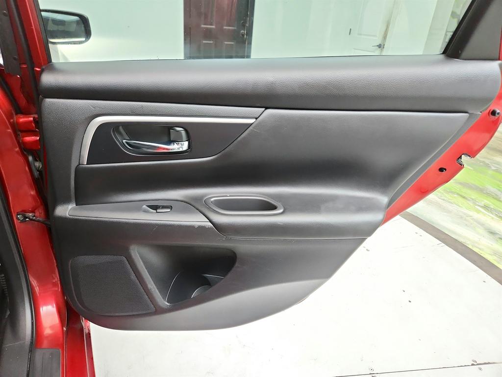 2017 Nissan Altima - $5,795