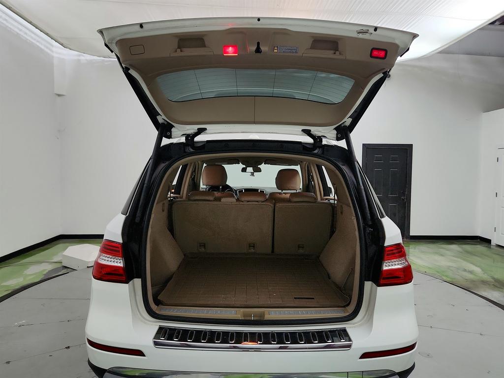 2014 Mercedes-Benz Ml-class - $8,695