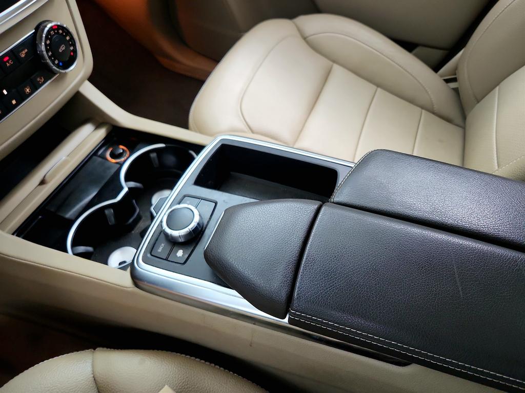 2014 Mercedes-Benz Ml-class - $8,695