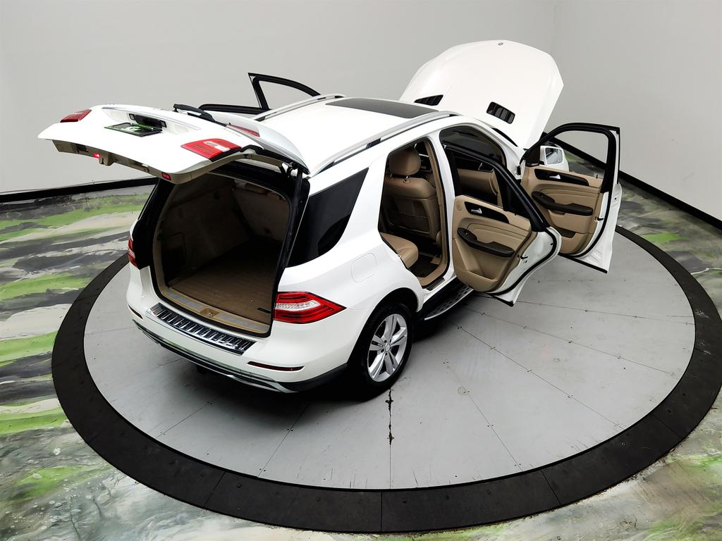 2014 Mercedes-Benz Ml-class - $8,695