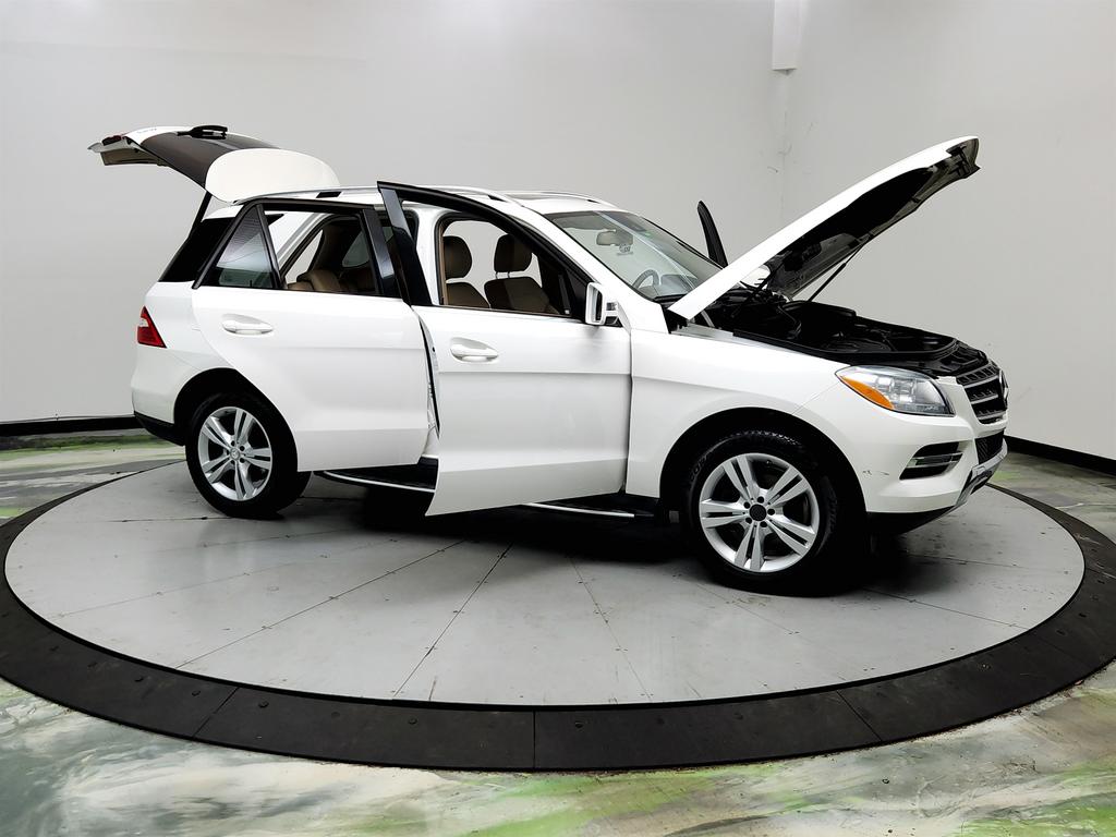 2014 Mercedes-Benz Ml-class - $8,695