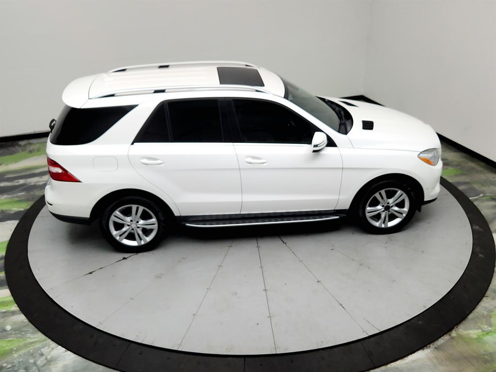 2014 Mercedes-Benz Ml-class - $8,695