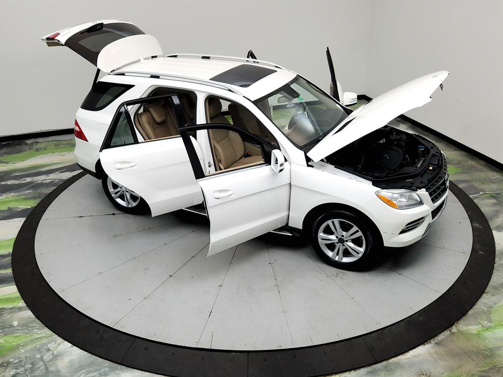 2014 Mercedes-Benz Ml-class - $8,695