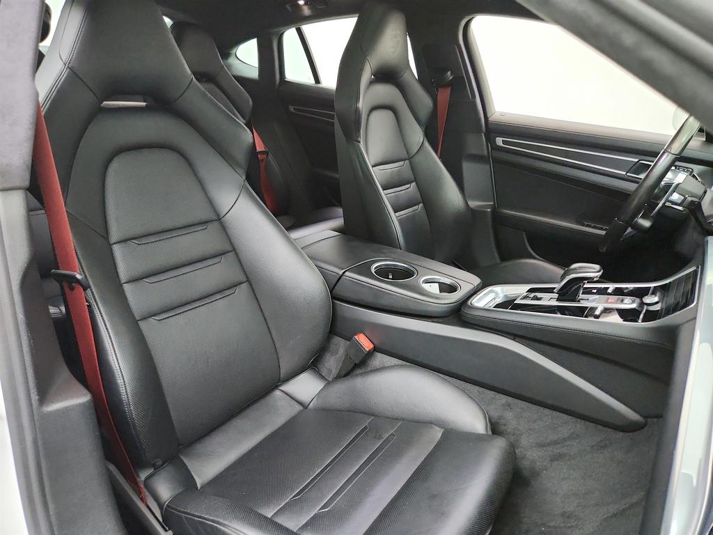 2019 Porsche Panamera - $59,950