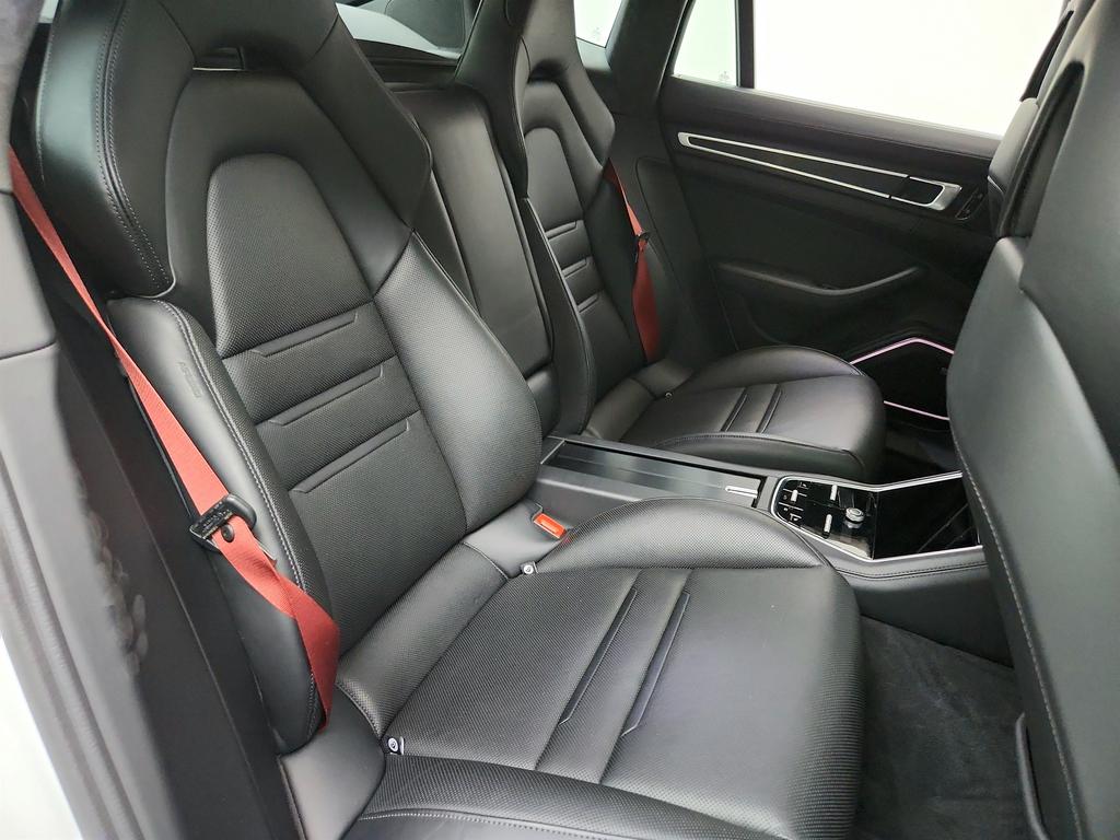 2019 Porsche Panamera - $59,950