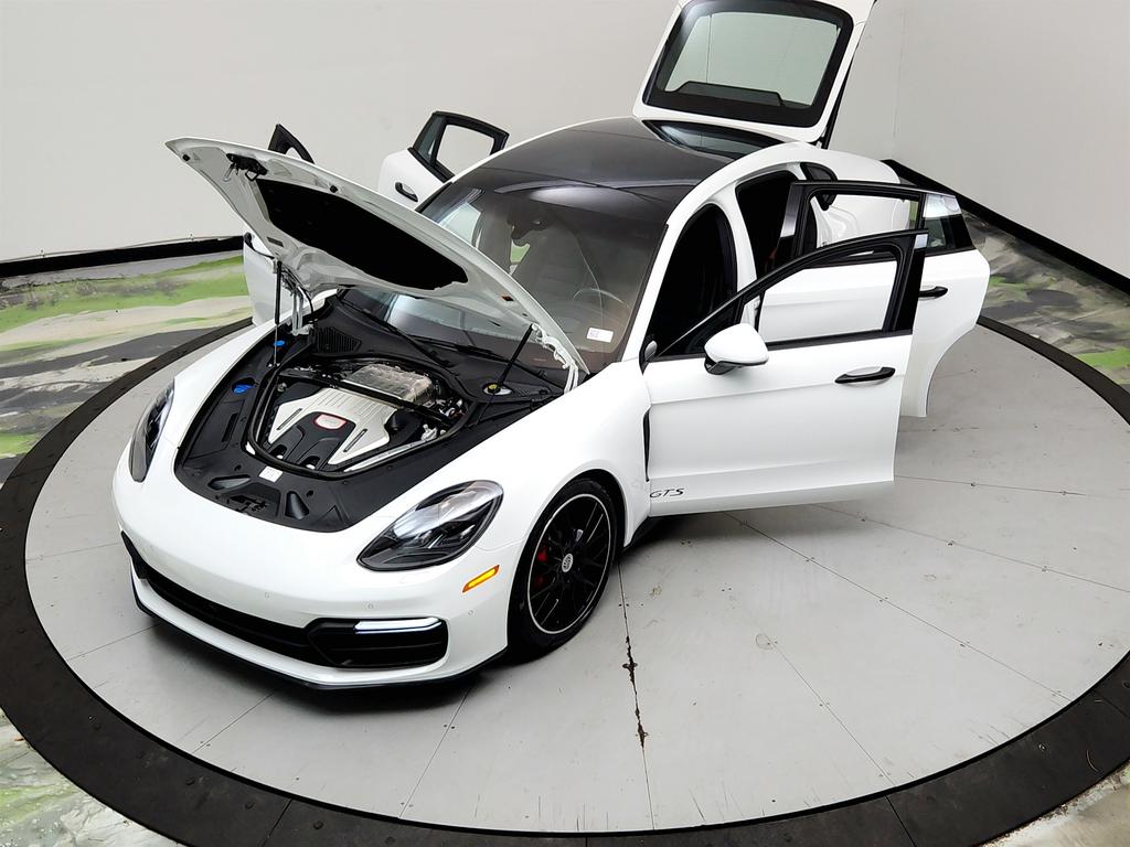 2019 Porsche Panamera - $59,950