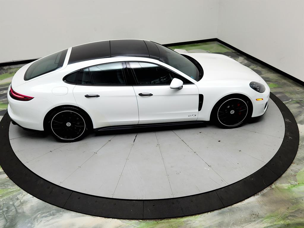 2019 Porsche Panamera - $59,950