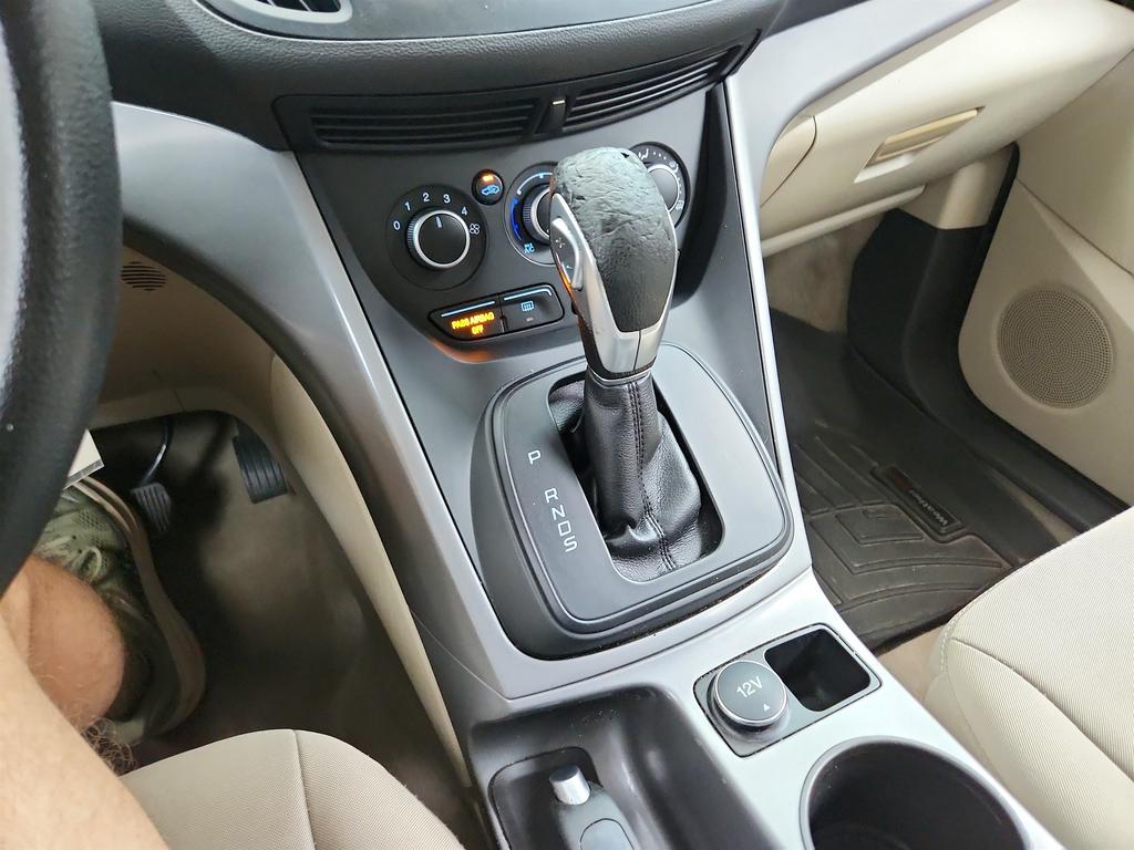 2015 Ford Escape - $3,995