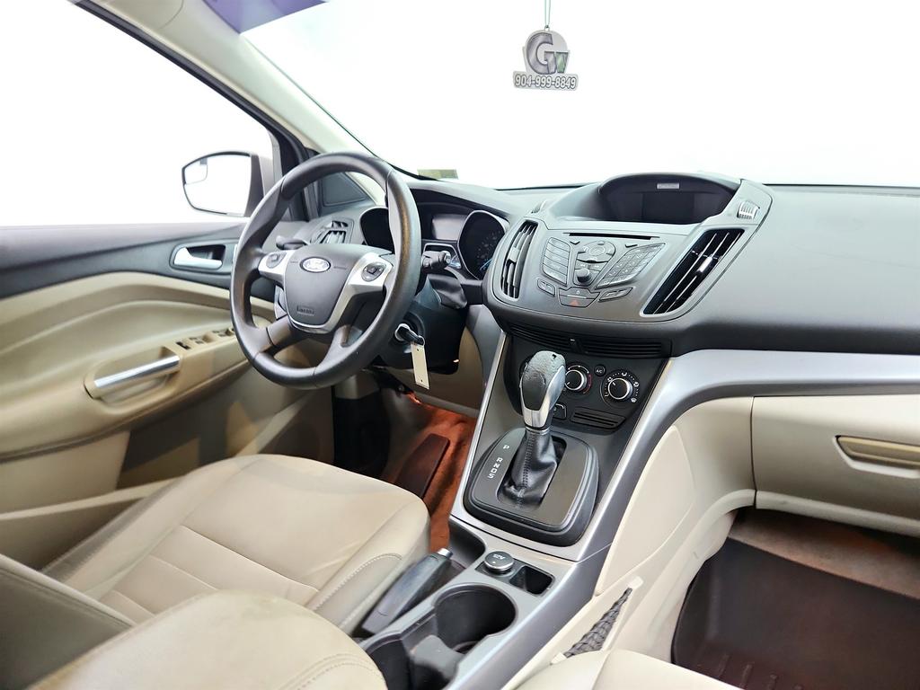 2015 Ford Escape - $3,995