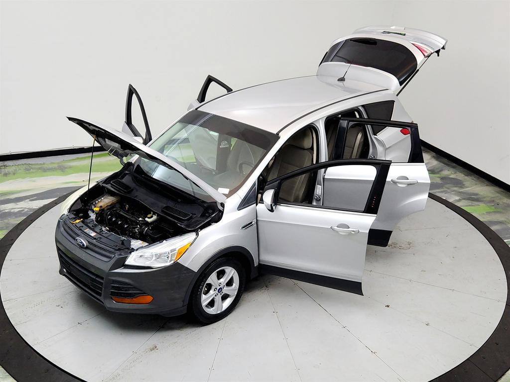 2015 Ford Escape - $3,995