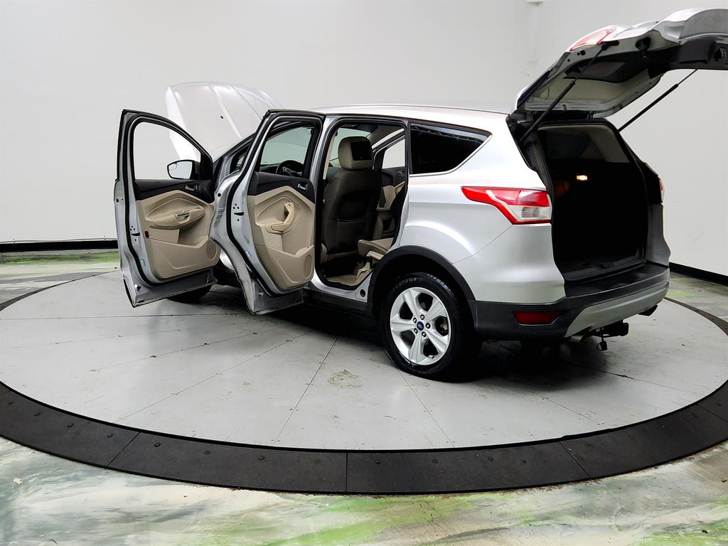 2015 Ford Escape - $3,995
