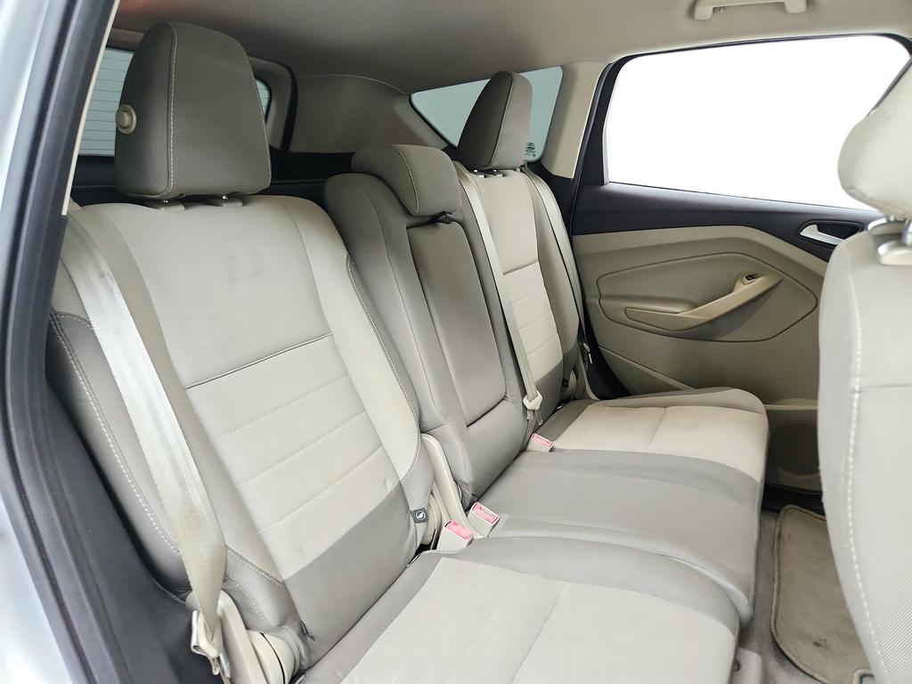 2015 Ford Escape - $3,995