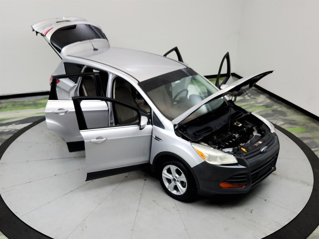 2015 Ford Escape - $3,995