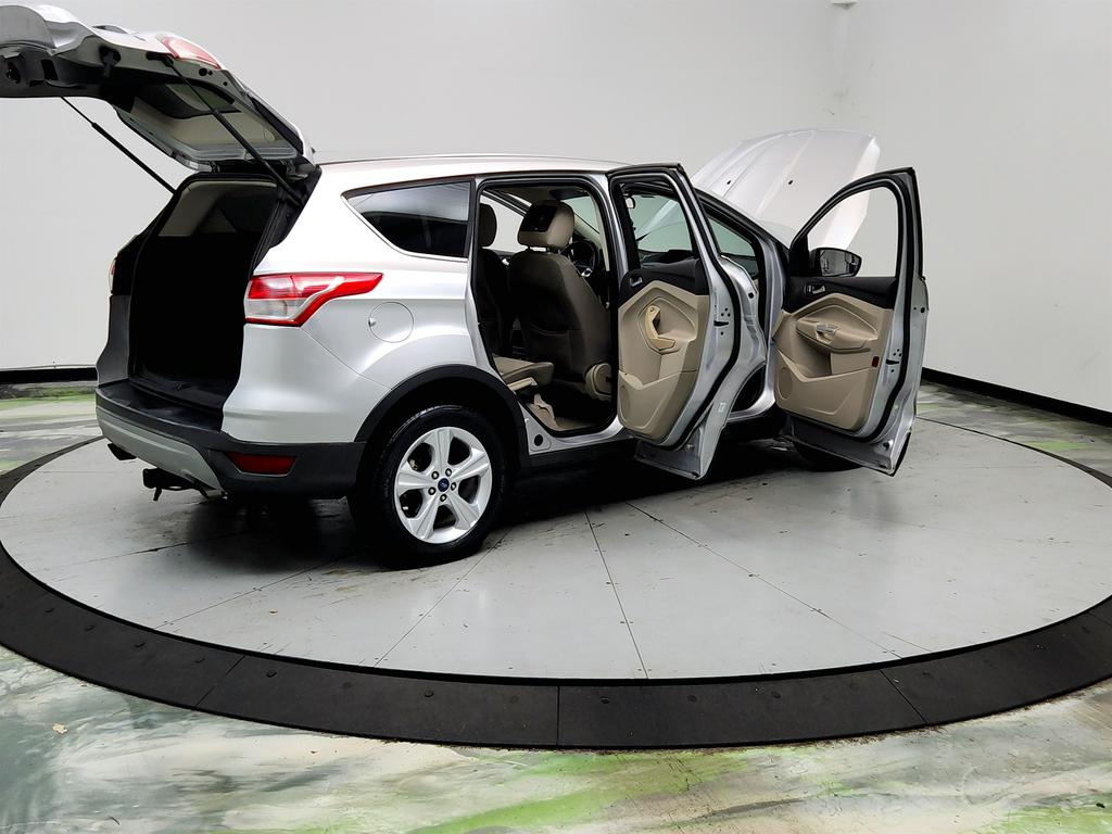 2015 Ford Escape - $3,995