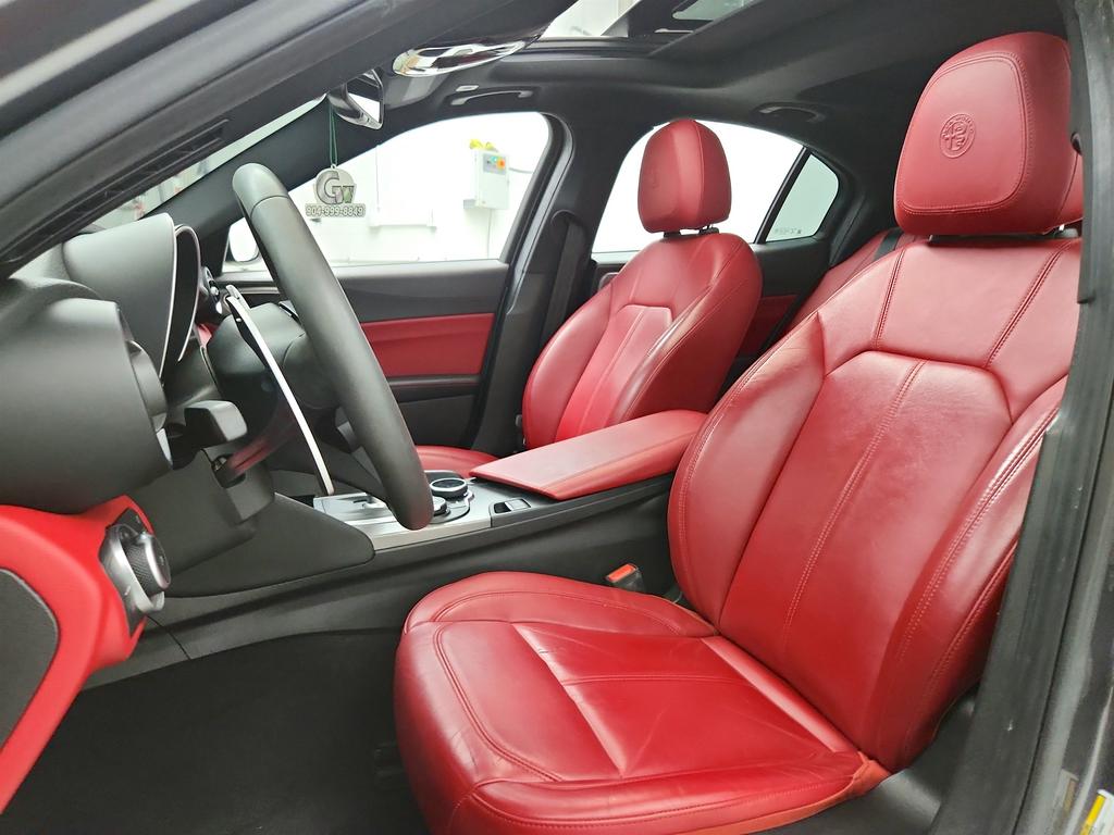 2019 Alfa Romeo Giulia - $14,995