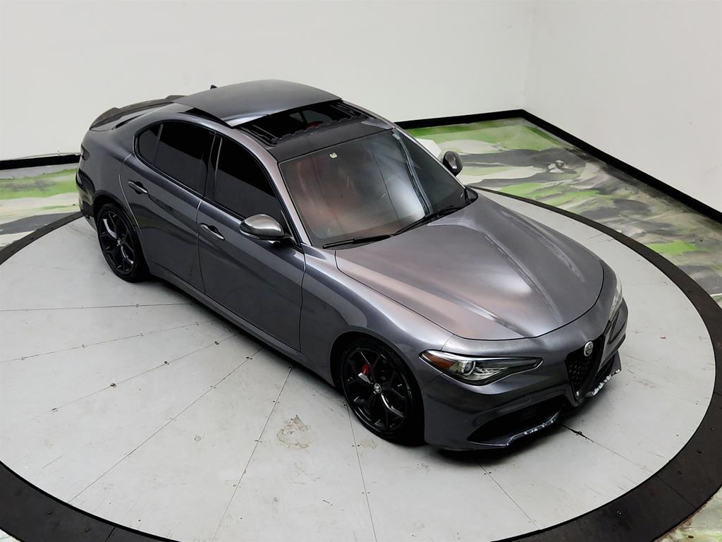 2019 Alfa Romeo Giulia - $14,995