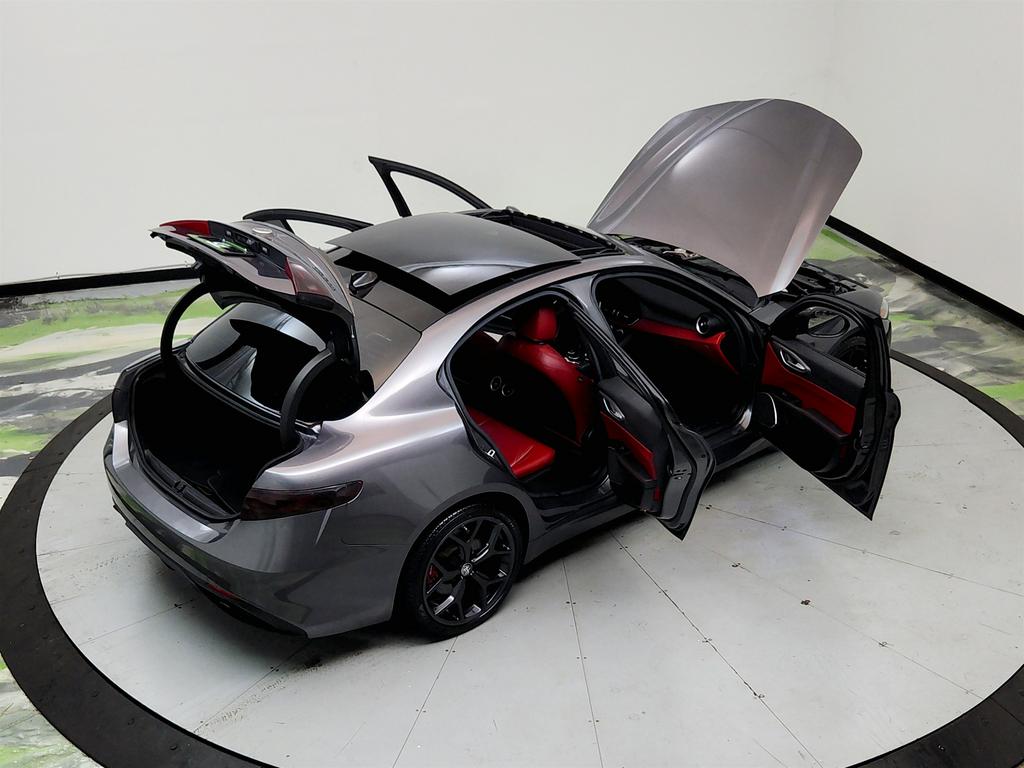 2019 Alfa Romeo Giulia - $14,995