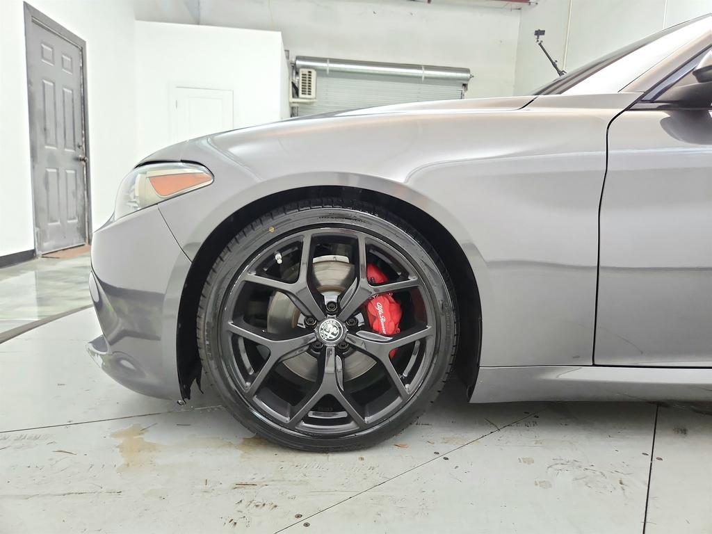 2019 Alfa Romeo Giulia - $14,995